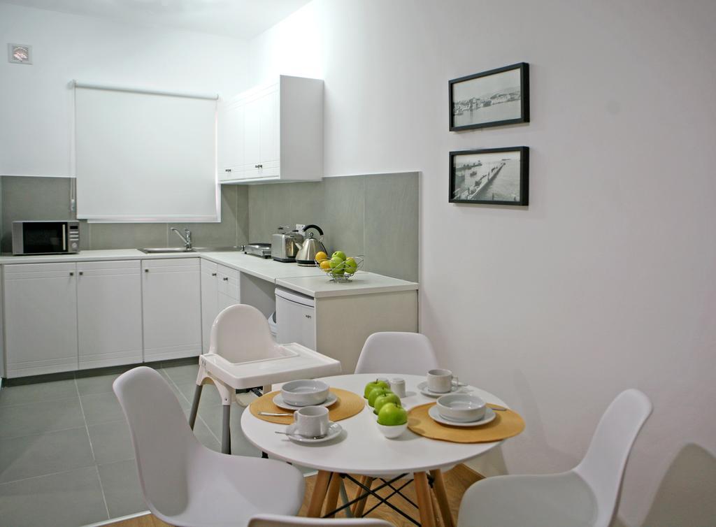 Corina Suites & Apartments Limassol Zimmer foto