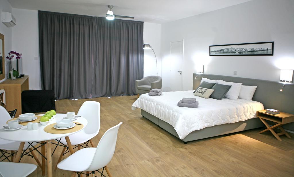 Corina Suites & Apartments Limassol Zimmer foto