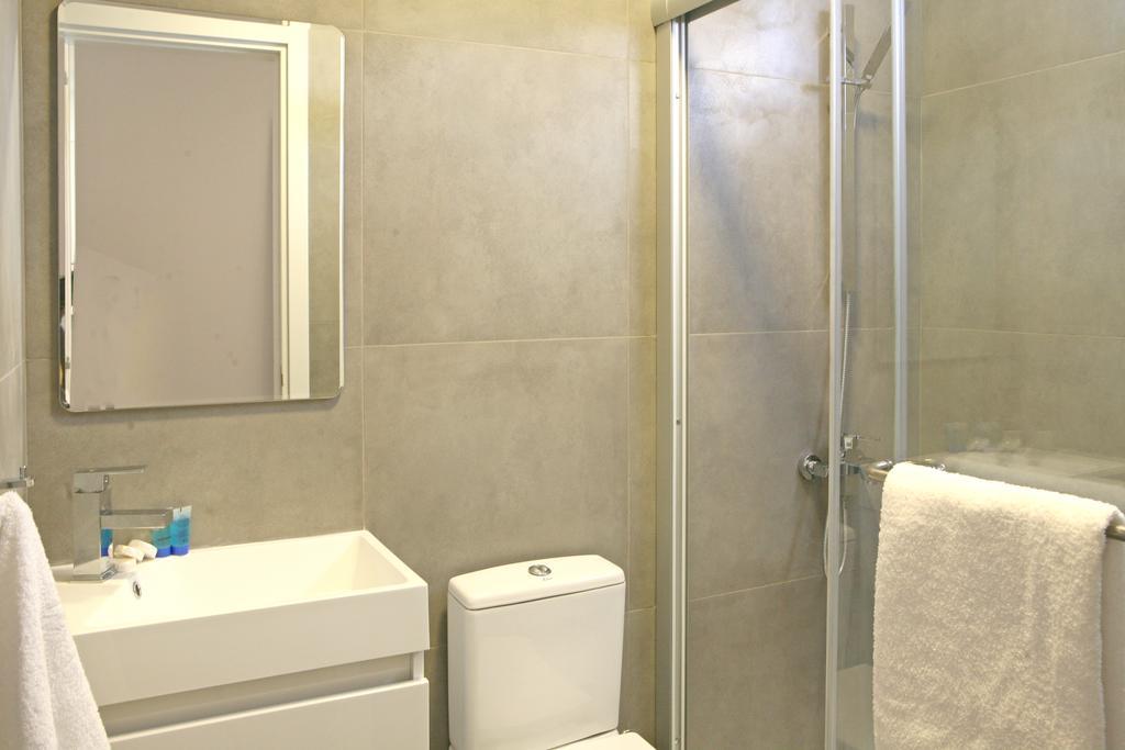Corina Suites & Apartments Limassol Zimmer foto